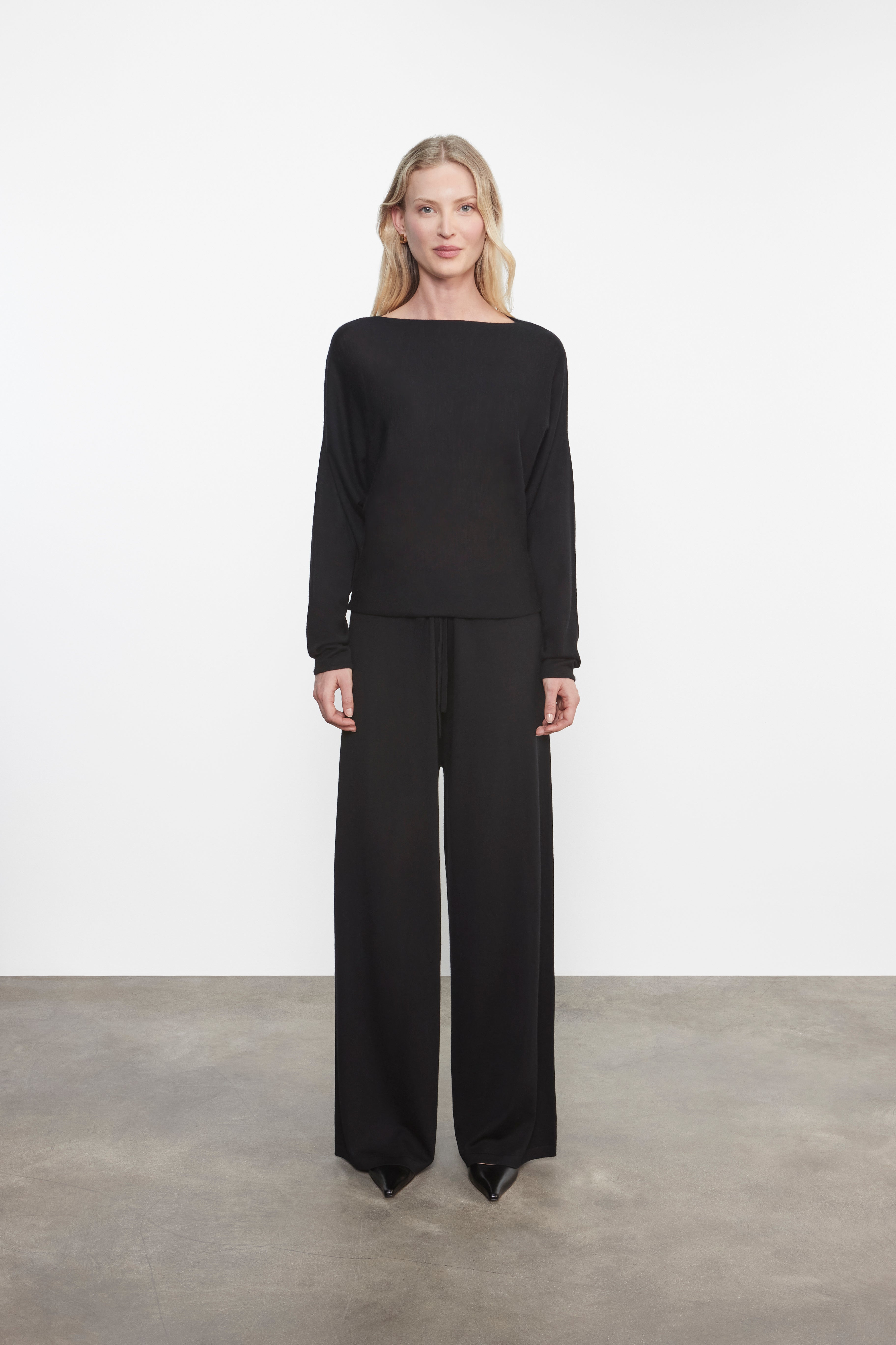 Tissue Cashmere Dolman Sweater | Black