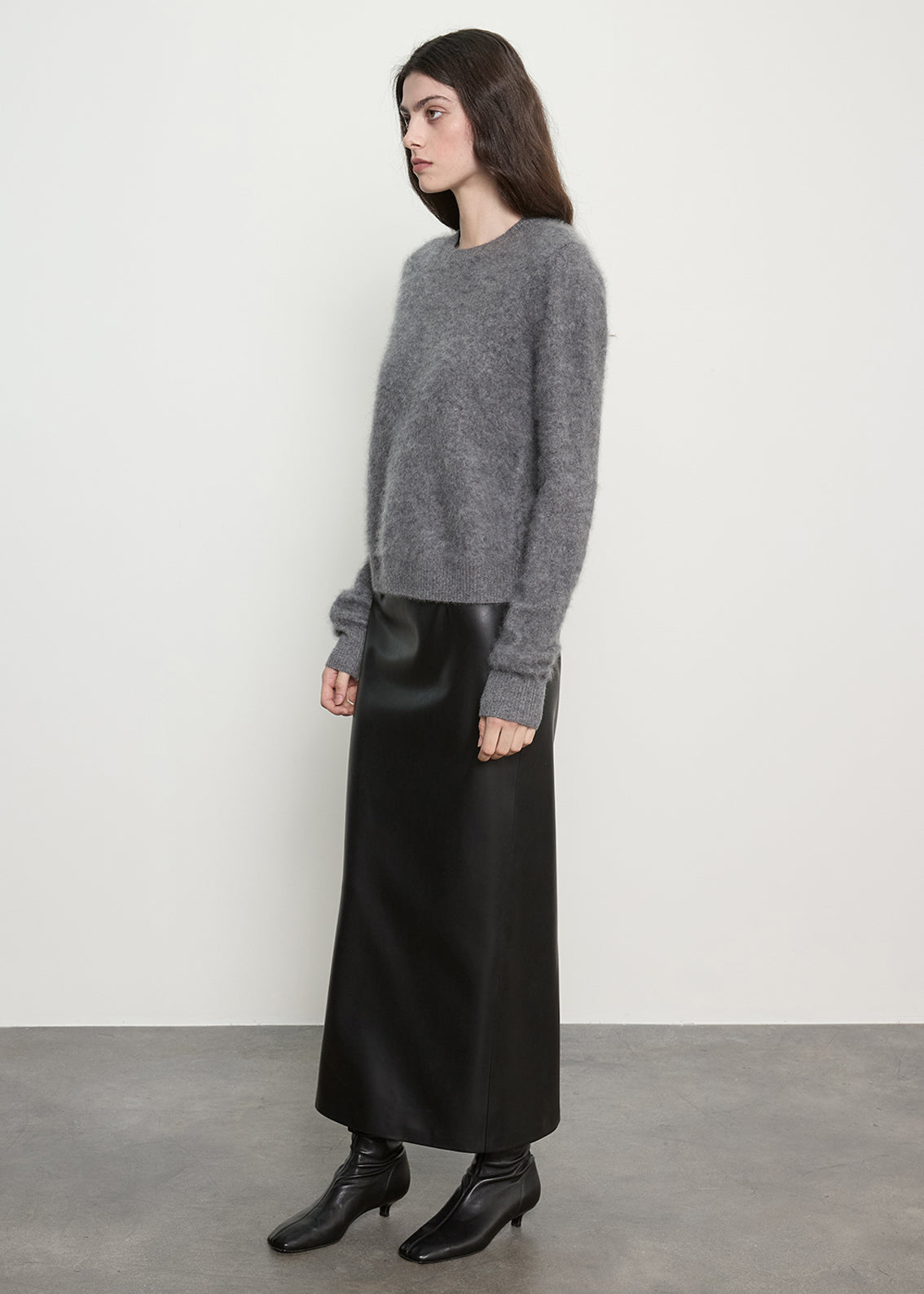 Mink Wash Cashmere Easy Crew | Pewter